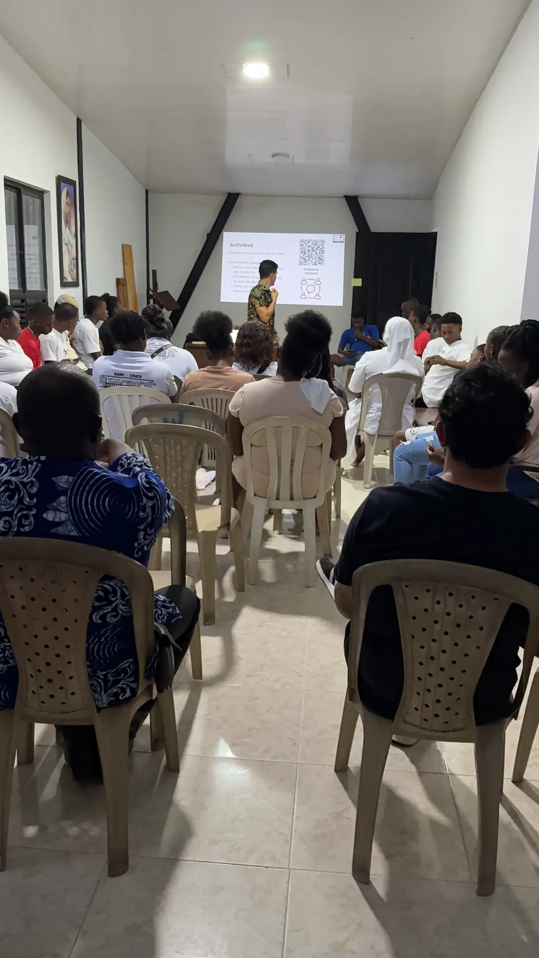 Participantes del taller en Guapi durante una actividad